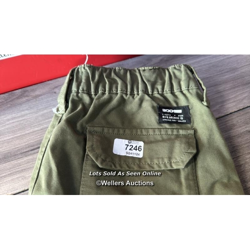 7246 - SAMSOE SAMSOE CARGO TROUSERS / M / CLMBNG IVY / APPEARS NEW & UNWORN / SEE IMAGES FOR DETAILS / G44