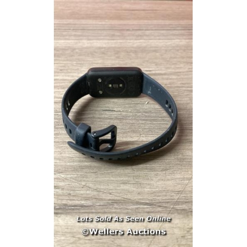 8556 - HUAWEI BAND 8 FITNESS WATCH - ULTRA THIN SMART BAND DESIGN WITH UP TO 2 WEEKS BATTERY LIFE ACTIVITY ... 