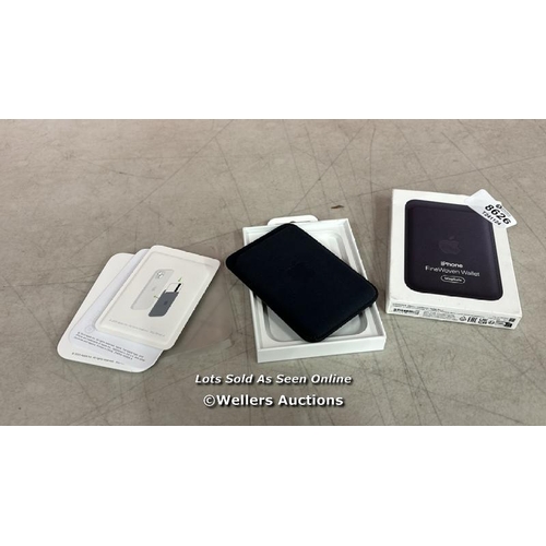 8626 - APPLE IPHONE FINEWOVEN WALLET WITH MAGSAFE - BLACK / MINIMAL SIGNS OF USE - SEE IMAGES FOR CONDITION... 