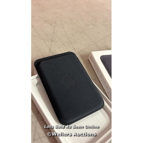 8626 - APPLE IPHONE FINEWOVEN WALLET WITH MAGSAFE - BLACK / MINIMAL SIGNS OF USE - SEE IMAGES FOR CONDITION... 