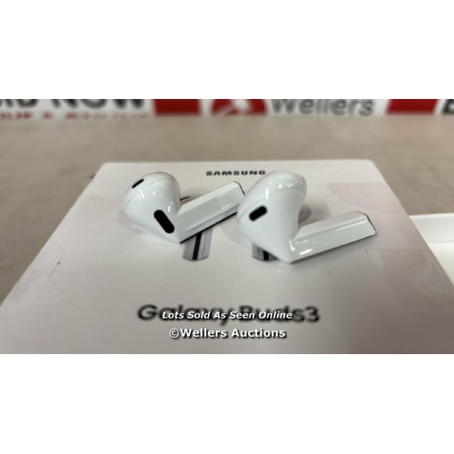 8802 - SAMSUNG GALAXY BUDS3 WHITE WITH GALAXY AI, WIRELESS EARBUDS, NOISE CANCELLING, BLUETOOTH, 360 AUDIO,... 