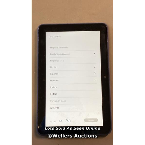 9573 - PRE OWNEDAMAZON KINDLE / MODEL P8AT8Z