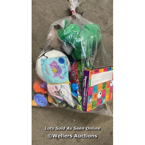 1045 - BAG OF PRE OWNED TOYS  / S