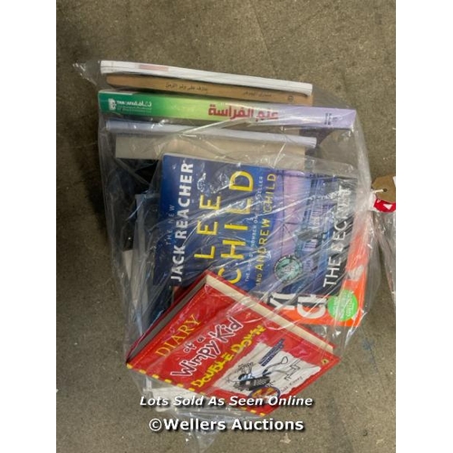 1092 - BAG OF PRE OWNED BOOKS  / S