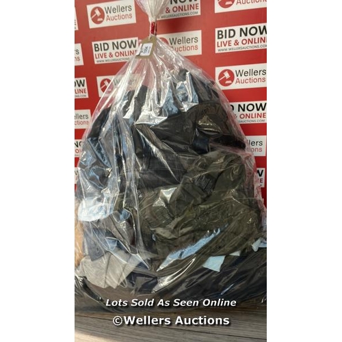 1094 - BAG OF PRE OWNED SPORTWEARS / S