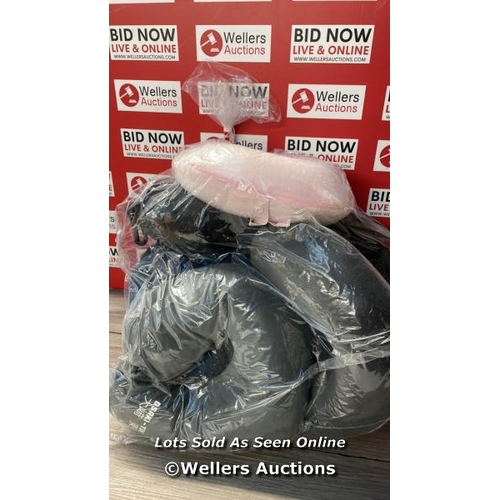 1126 - BAG OF PRE OWNED TRAVEL PILLOW X6  / S