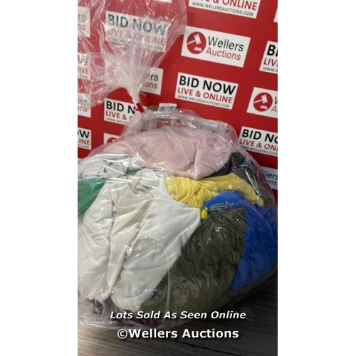 1172 - BAG OF PRE OWNED T-SHIRT / G