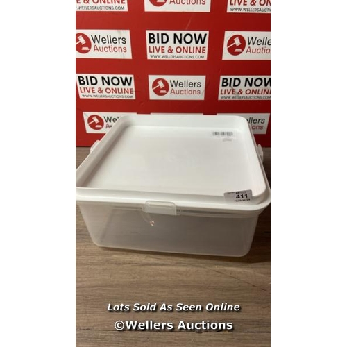 411 - ACCURATE PLASTIC CAKE BOX, WHITE (SQUARE) / F9