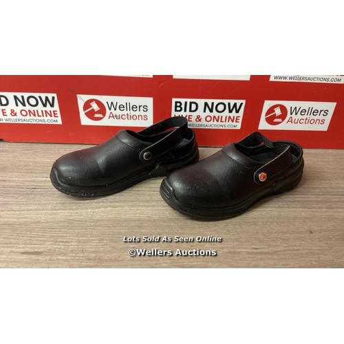 419 - BLACKROCK BLACK HYGIENE SAFETY CLOG WITH STEEL TOE CAP, SIZE 6 / EU 39 / F9