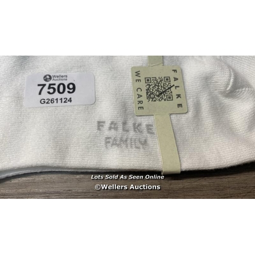 7509 - FALKE SNEAKER SOCKS / 39-42 / APPEARS NEW & UNWORN / SEE IMAGES FOR DETAILS / H27