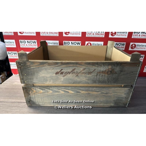 68 - DAYLESFORD, VINTAGE STYLE, HAMPER BOX WITH HANDELS - WOODEN / NEW / BS