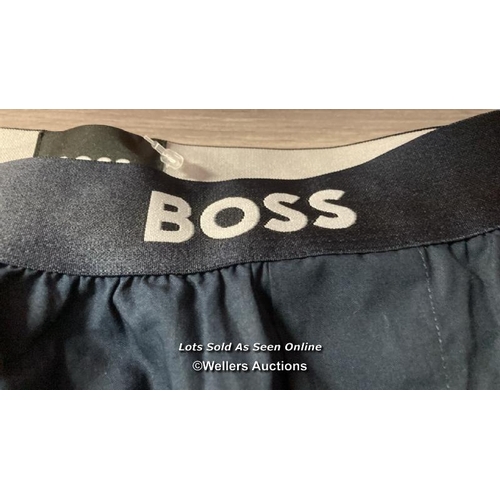 4124 - BOSS TRAD BOXER STRIPE M 460-OPEN BL / M / APPEARS NEW