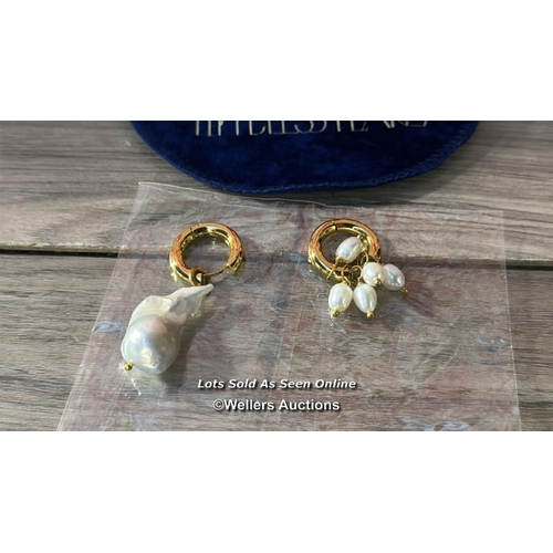 4135 - TIMELESS PEARLY GOLD HOOPS NAT PEARLS BAROQUE CHARM O / APPEARS NEW / RRP: � 129