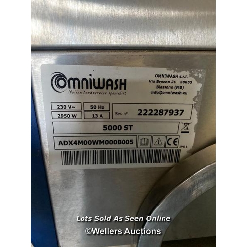 43 - Omniwash 5000ST Glasswasher / Lot location: Caterfair, 8 Royce Road, Peterborough, PE1 5YB