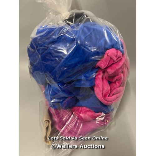 3003 - BAG OF NEW AND PRE-OWNED CHILDRENS JUICY COUTURE HOODIES / T32