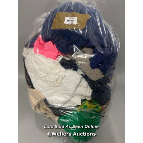 3008 - BAG OF PRE-OWNED LADIES CLOTHING / T33