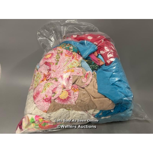 3018 - BAG OF PRE-OWNED LADIES CLOTHING / T27