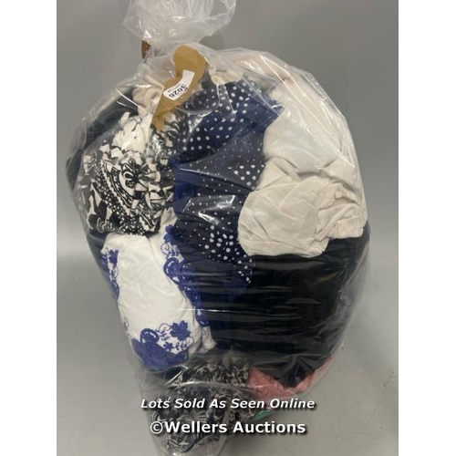 3026 - BAG OF PRE-OWNED LADIES CLOTHING / T30