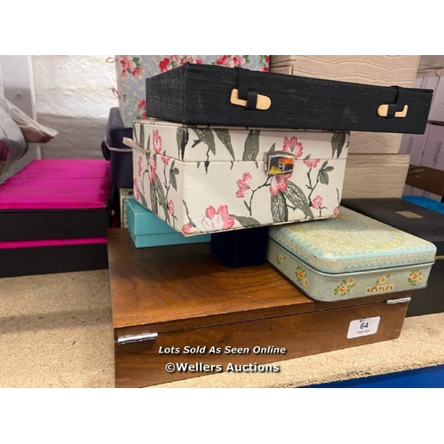 3064 - LARGE QUANTITY OF JEWELLERY BOXES / T12