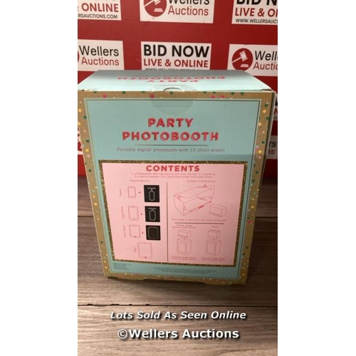 9249 - PARTY PHOTOBOOTH / NEW  / G35