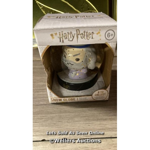 9255 - SELECTION OF HARRY POTTER ITEMS / SEE IMAGES / NEW / G35