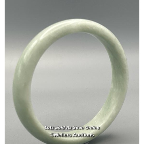 45 - Jade bangle, width 1.2cm cross section, internal diameter 6.2cm, gross weight 45.45g / SF