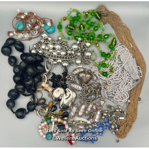 47 - Costume jewellery to include beaded necklaces, bracelets, yellow metal multi chain necklace and Furl... 