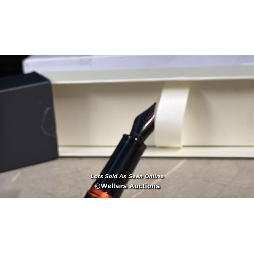 8296 - PARKER IM VIBRANT RINGS FOUNTAIN PEN | SATIN BLACK LACQUER WITH FLAME ORANGE ACCENTS | MEDIUMPOINT W... 