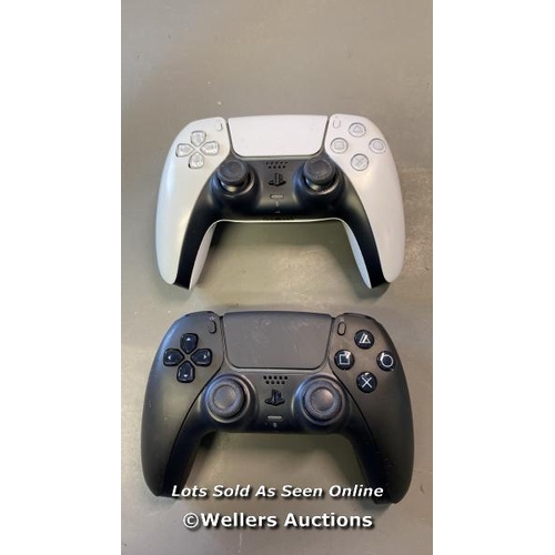 9505 - PLAYSTATION SONY WIRELESS GAME CONTROLLER / CFI-ZCTW1W X2 (BLACK+ WHITE)