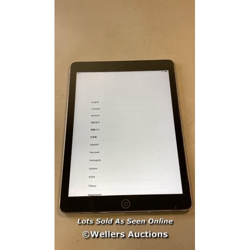 9507 - APPLE IPAD AIR 1ST GEN / 32GB / SN: DLXLJ192FK11 / GREY / I-CLOUD ACCOUNT LOCKED