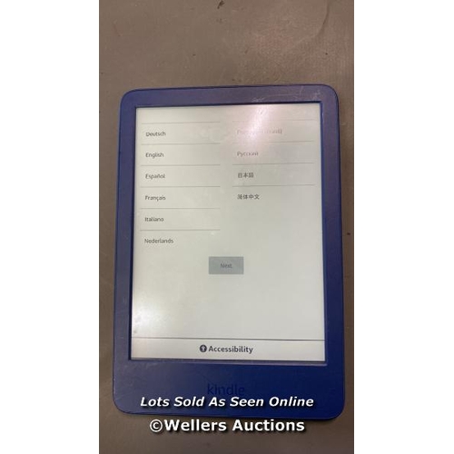 9559 - AMAZON KINDLE / MODEL C2V2L3 / BLUE