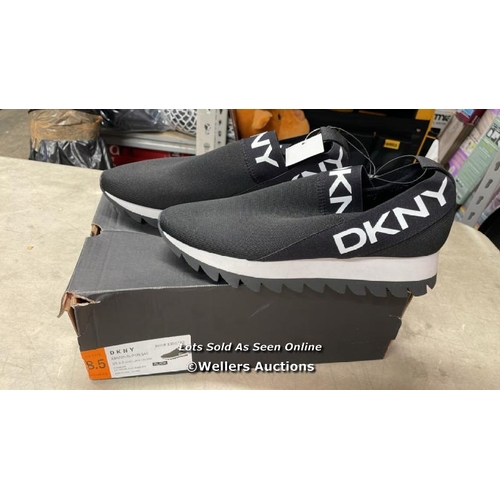 4055 - LADIES NEW AND BOXED DKNY ASHTON SLIP ON TRAINERS / UK 6 / B31