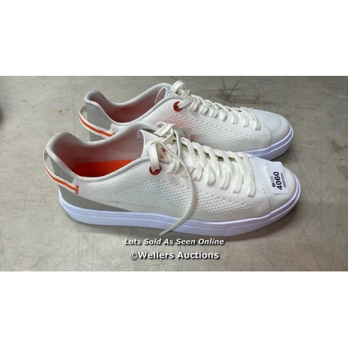 4060 - GENTS NEW UNBOXED SWIMS WHITE PARK SNEAKERS / UK 9 / B31