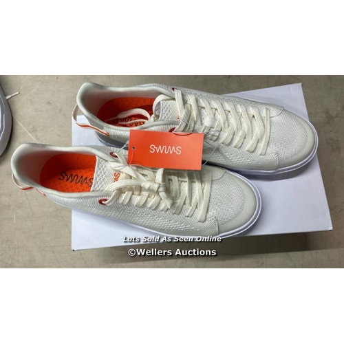 4061 - GENTS NEW AND BOXED SWIMS WHITE PARK SNEAKERS / UK 9 / B31