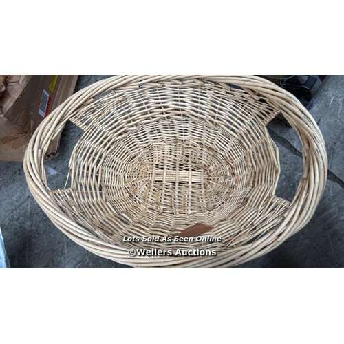 5088 - RRP: 11.99 - JVL LAUNDRY BASKET MADE OF WICKER /  / COMES IN ONE BOX [COLLECTION FROM DARTFORD]