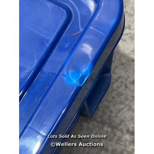 61 - REALLY USEFUL 35 L SOLID BLUE STORAGE BOX - SLIGHTLY DAMAGED LID / RRP: 40.80 / COLLECTION FROM DART... 