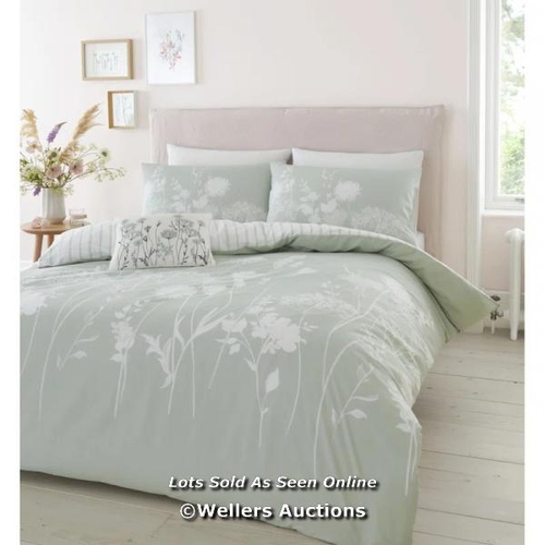 5069 - RRP: 14.95 - CATHERINE LANSFIELD MEADOWSWEET FLORAL REVERSIBLE DUVET COVER SET WITH PILLOWCASES / CO... 