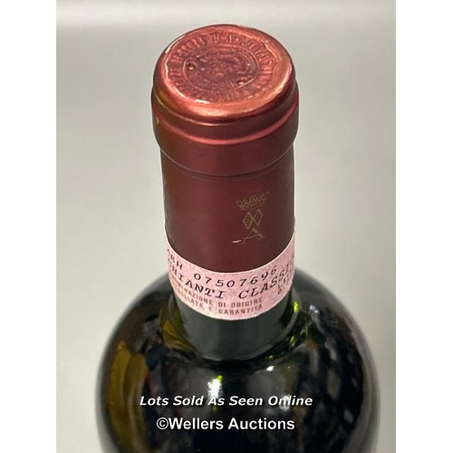 121 - A bottle of 1996 Badia a Passignano Chianti Classico Riserva, 750ml, 13% Vol.