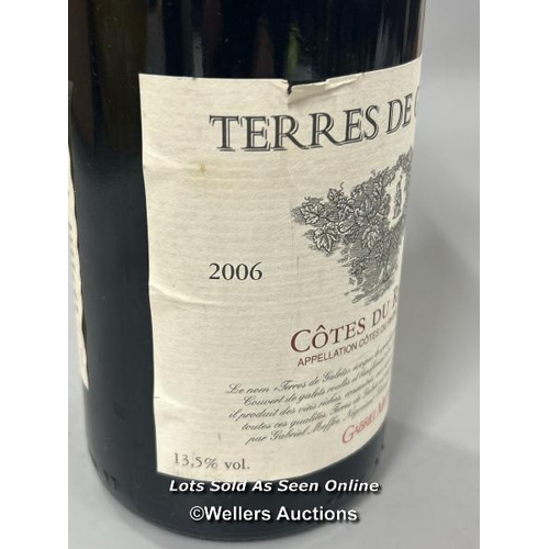 122 - Two bottles of wine; Terres De Galets Côtes Du Rhône 2006, 750ml, 13.5% Vol and Barolo Villa Peiront... 