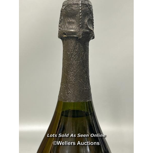 131 - A bottle of vintage 1992 Cuvee Dom Perignon Champagne, 750ml, 12.5% Vol.