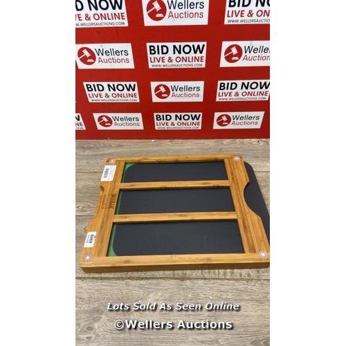 6069 - BAMBOO CUTTING BOARD WITH MATS / MINIMAL SIGNS OF USE / E48