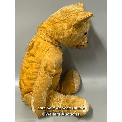 178 - Vintage humpback teddy with working growler, 70cm high with a smaller vintage teddy bear, 56cm high.... 