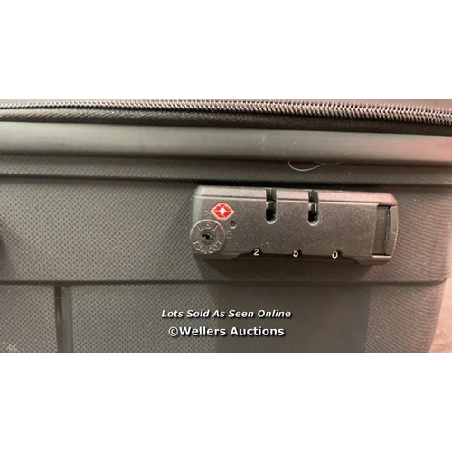 2508 - AMERICAN TOURISTER JETDRIVER LARGE 4 WHEEL SPINNER CASE / SIGNS OF USE / COMBINATION UNLOCKED / P7