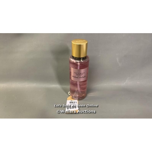 9821 - PERFUME VICTORIA'S SECRET VELVET PETALS