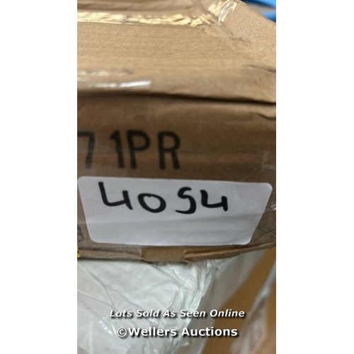 Lot 4054      