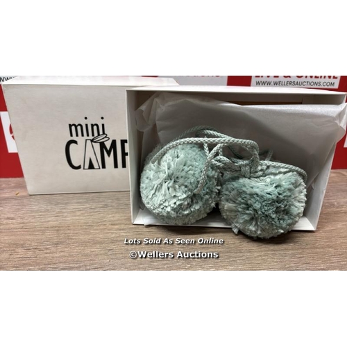 321 - MINI CAMP POM POMS OS LIGHT MINT / NEW OPEN BOX