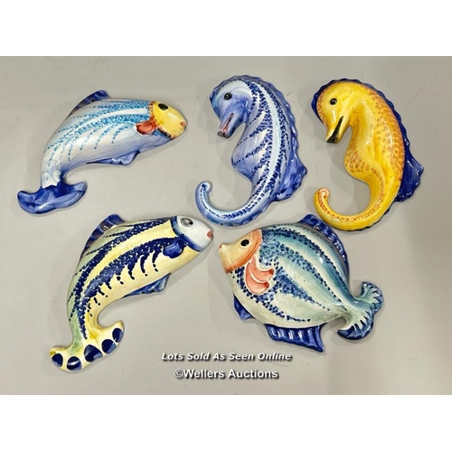 14 - A group of five hand painted porcelain fish by Anfora Portugal / T42