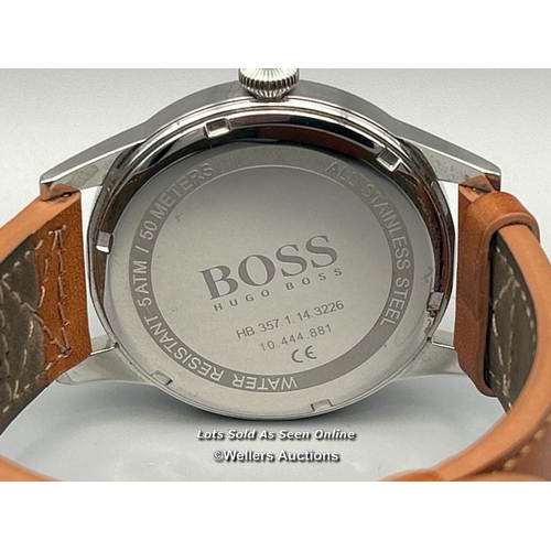 173 - Hugo Boss HB.357.1.14.3226 stainless steel gents watch with leather strap, appears functional, minim... 