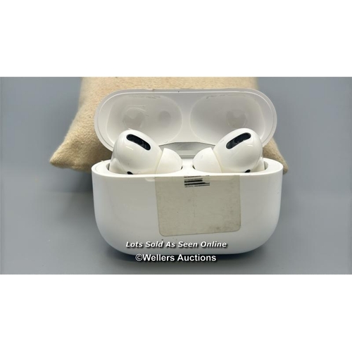 207 - Apple Airpods model A2190, powers up / not tested / signs of use / AN47