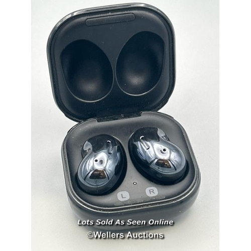 222 - Samsung Galaxy Buds Live in ear headphones, powers up / not tested / signs of use / AN47